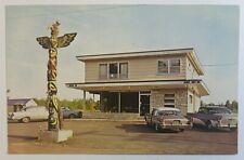 Totem Pole Restaurant Ironwood, Michigan Vintage Color Photo Postcard, Unposted picture
