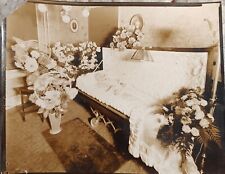 Vintage Original Photo Open Casket Funeral Post Mortem Woman Home c1920s 8x10 picture