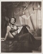 HOLLYWOOD BEAUTY JOAN CRAWFORD STYLISH POSE STUNNING PORTRAIT 1950s Photo C35 picture