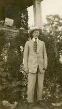 AT50 Vintage Photo MAN IN SUIT, NEW CASTLE PA c 1918 picture