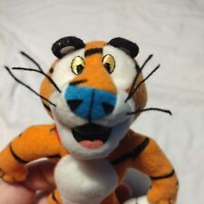 Kellogg’s 2002 Tony The Tiger Frosted Flakes 🐯 H.E.B. soccer promo 6” Plush toy picture