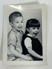 (AdA) FOUND PHOTO Photograph Snapshot VTG Kids Brother Sister Happy Smiling picture