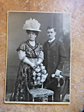 Cabinet Card Photo Elegant Edwardian Couple Fine Fashion Stunning Hat and Boquet picture