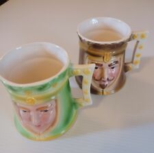  Mid Century Modern Vintage SMI Set of 2  ROYAL KING and QUEEN Mugs Japan Nice picture