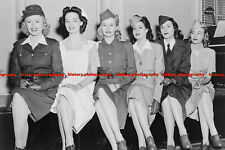 F007470 Girls in AWVS uniforms 1942 WW2 picture