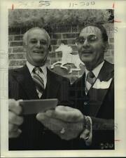 1979 Press Photo Houston School Athletic Director Joe Tusa and H.W. Elrod Jr. picture