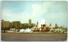 Postcard - Chicago's Skyline From Grant's Park - Chicago, Illinois picture
