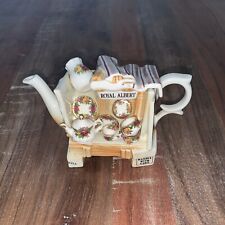 ROYAL ALBERT Old Country Roses China Stall Cart Teapot with Lid ENGLAND picture
