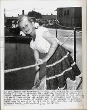 1950 Press Photo Ingrid Bergman's daughter Pia Lindstrom in Los Angeles, CA picture