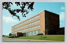 Postcard Verder Hall Kent State University Ohio, Vintage Chrome M19 picture