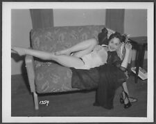 STRIPPER FETISH MODEL LYNN CARTER    KLAW VINTAGE ORIGINAL 4X5 1950'S #1359 picture