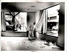 LD311 1967 Original Carroll Myett Photo BOSTON BUSINESS CLEANING UP STORM DAMAGE picture