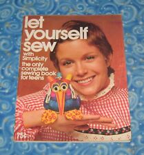 1972 Let Yourself Sew With Simplicity Complete Sewing Book for Teens picture