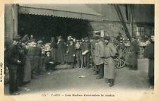 CPA 75 PARIS LES HALLES CENTRALE LE MORNING (back not divided) BEAUTIFUL ANIMATION picture
