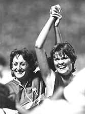 1982 Press Photo Ladies Jump Champions SARA SIMEONI Italy ULRIKE MEYFARTH German picture