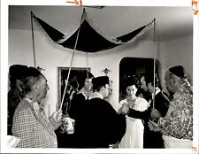 LG58 1977 Original Roy Bartley Photo JEWISH WEDDING Cultural Religious Tradition picture