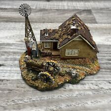 Hawthorne Village Country Milkhouse Autumn Sculpture Number A2747 Terry Redlin picture