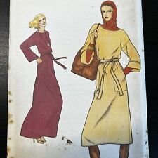 Vintage 1970s Vogue 9900 Loose Fitting Pullover Dress Sewing Pattern 8 XXS UNCUT picture