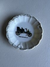 Classic Car Small Porcelain Plates Hand Painted Japan S/910 picture
