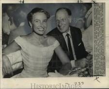 1959 Press Photo Leo Durocher and his wife Laraine Day at a party in Los Angeles picture