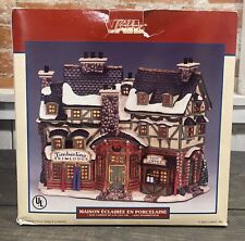 HTF Lemax Vail Village TIMBERLINE SKI LODGE Lighted Porcelain House 2003 picture