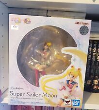 Super Sailor Moon Figure In Box - Bright Moon & Legendary Silver Crystal picture