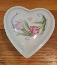 Vinage Ceramic Heart Shape Ceramic Box With Hearts And Flowers 1990 By FTD picture
