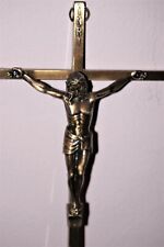 Vintage wall cross 8 inch x 4.5 inch great picture