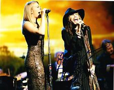 LEANN RIMES SIGNED 8X10 PHOTO AUTHENTIC AUTOGRAPH COUNTRY GRAMMY STAR COA A picture