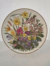 Franklin Mint 1977 Flowers Of The Year Porcelain Plate by Wedgwood –March 10.75