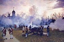 VINTAGE POSTCARD CONTINENTAL SIZE THE COLONIAL MILITIA AT WILLIAMSBURG VIRGINIA picture