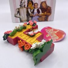 WIZARD of OZ Westland Giftware Letter F Wall Mounted Figurine NEW retired Rare picture
