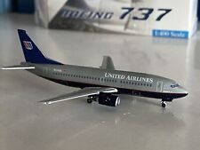 Aeroclassics United Airlines Boeing 737-300 1:400 N310UA ACN310UA Battleship picture