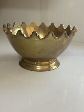 VINTAGE SOLID BRASS HEAVY FOOTED BOWL SCALLOPED EDGES INDIA picture
