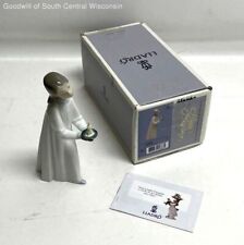 Vintage - LLADRO Glazed Porcelain Figurine - 4868 - Girl with Candle - Retired picture