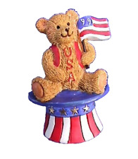 Avon PIN Patriotic Vintage BEAR with AMERICAN FLAG USA July 4th Uncle Sam 1999 picture