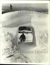 1982 Press Photo Snow Arch at Magic Mountain in Londonderry, Vermont - tup26247 picture