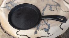Vintage 4 1/2 Inch Cast Iron Egg Skillet  UnMarked Handle Antique USA Wagner picture
