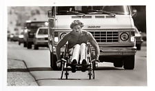1985 Overland Park Kansas Metcalf Ave Mike King Wheelchair Trip VTG Press Photo picture