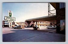 Indianapolis, IN-Indiana, Travel Lodge, c1970s, Vintage Postcard picture