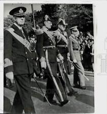 1957 Press Photo Four Kings in funeral procession for Norway's Haakon VII. picture