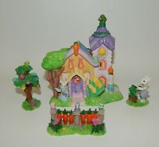 2004 Hoppy Hollow Easter Village House w/ 3 Accessory Pieces Tree Fence Bunny  picture