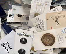Vintage La Mode Sewing Buttons on Cards Lot Of 190+ Cards/Over 500 Buttons picture