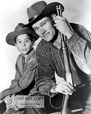 CHUCK CONNORS & JOHNNY CRAWFORD IN 