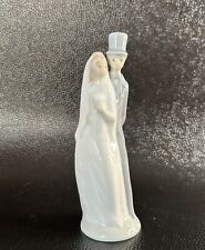 Lladro NAO Bride And Groom Porcelain Cake Topper Figurine picture