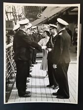 King George VI & Queen Mother Elizabeth Meeting Merchant Navy Vtg Press Photo picture
