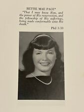 BETTY PAGE / BETTIE PAGE 1963 YEARBOOK AMBASSADOR RARE OBSCURE EX - NM UNMARKED picture
