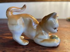 VTG, CERAMIC ART YELLOW KITTEN PLAYING WITH YARN~SMALL picture