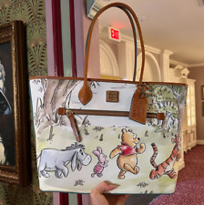 Disney Dooney & Bourke Winnie the Pooh Tote 2022 AP Passholder Exclusive NWT picture