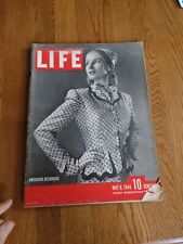 LIFE MAGAZINE : COVER: AMERICAN DESIGNERS.  May 8,  1944.  L3 picture